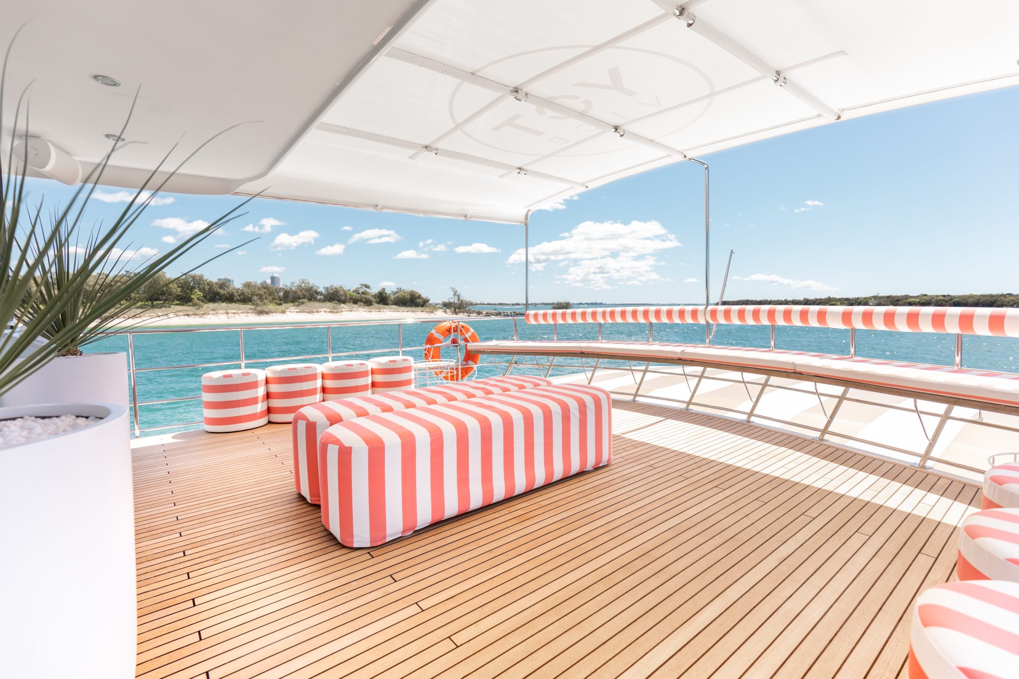 YOT VICE - Crystal Blue Yacht Charters