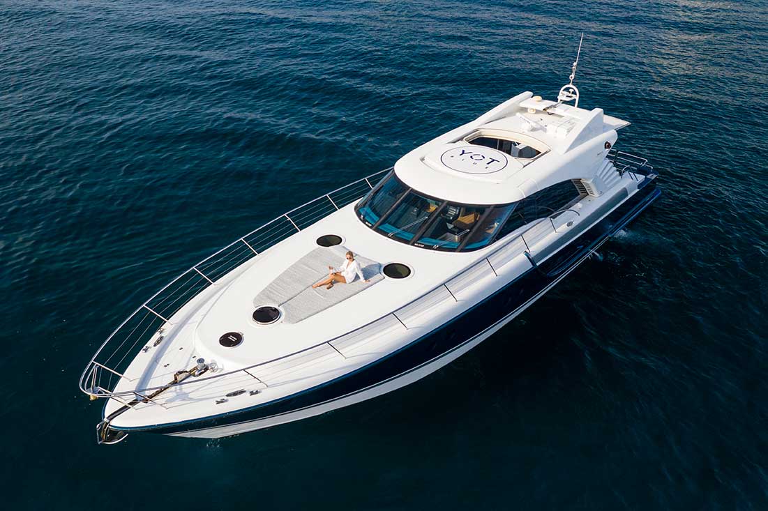 sneeky-mid-weeky-crystal-blue-yacht-charters