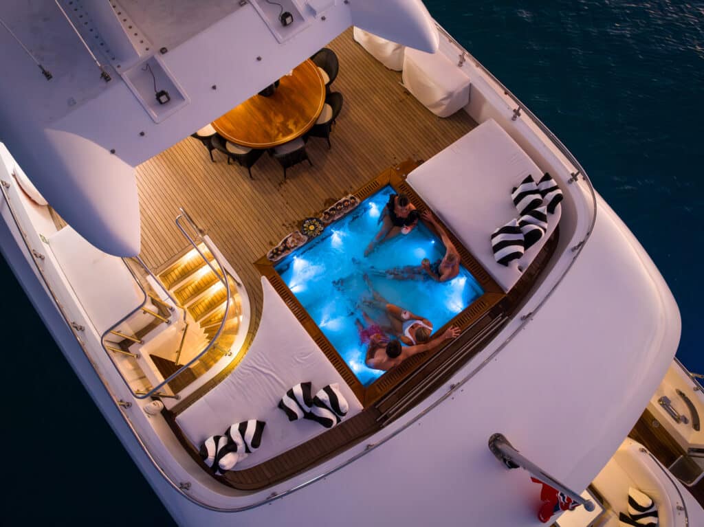 default svg+xml;charset=utf - Impulsive Superyacht