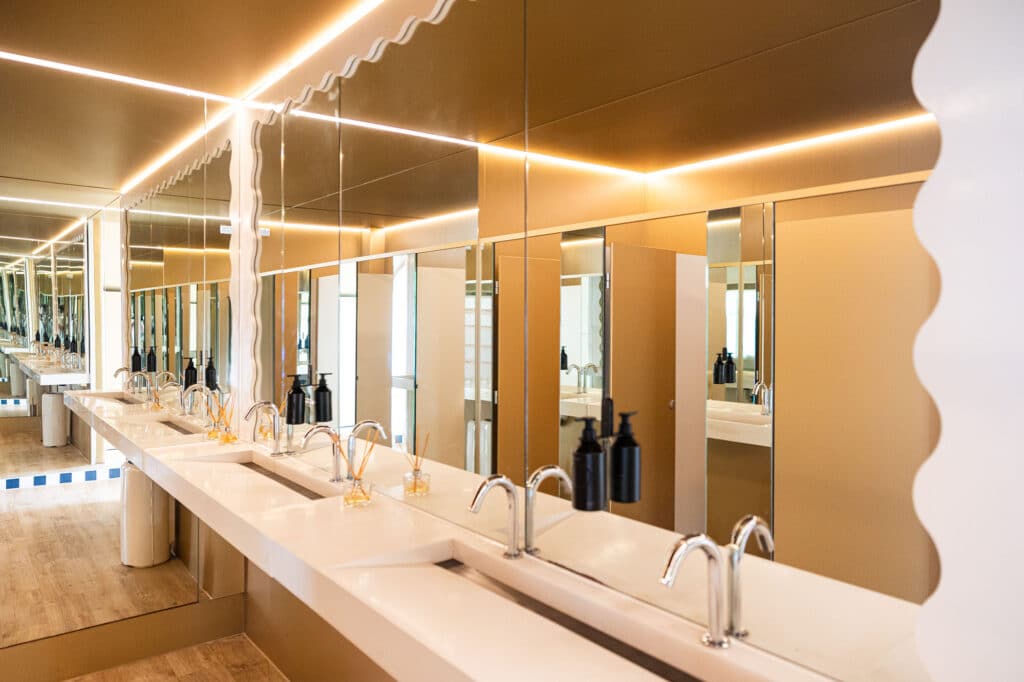 Main Bathroom svg+xml;charset=utf - YOT Club Private Charter