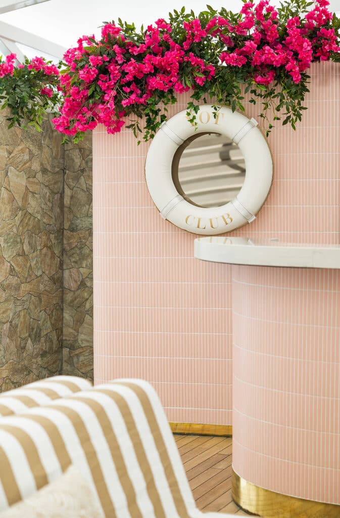 VIP Bar svg+xml;charset=utf - YOT Club Private Charter